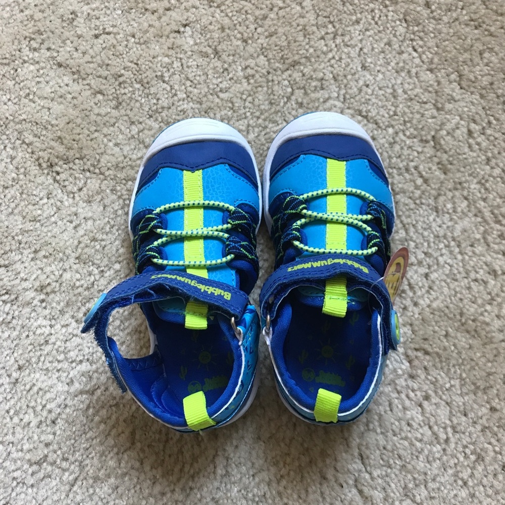 Toddler Boy Closed Toe Sandal Size 25